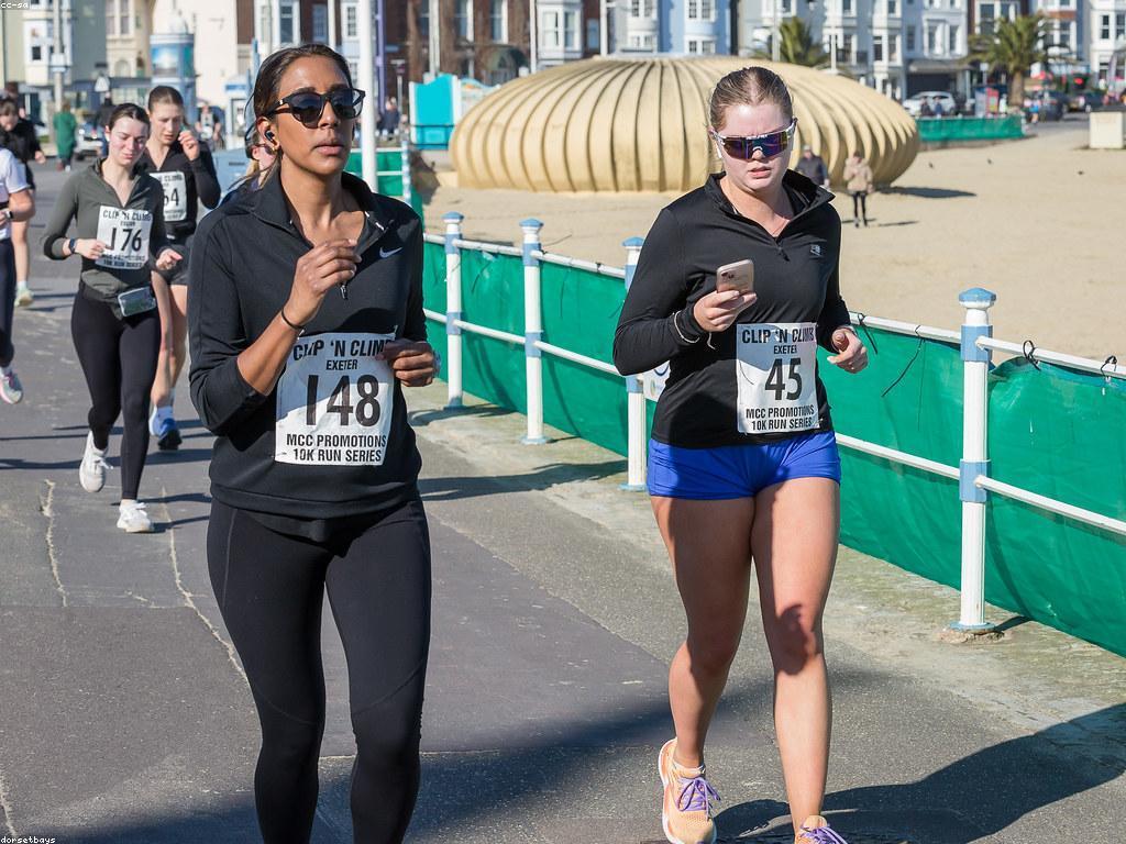 មនោបាស័ណនៃការប្រកួតស្លតក្នុងការអភិវឌ្ឍន៍សង្គម